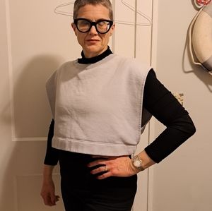 Cropped Vest